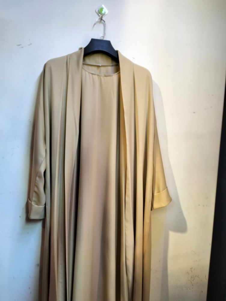 Abaya and dress (two pieces)_thumbnail_2