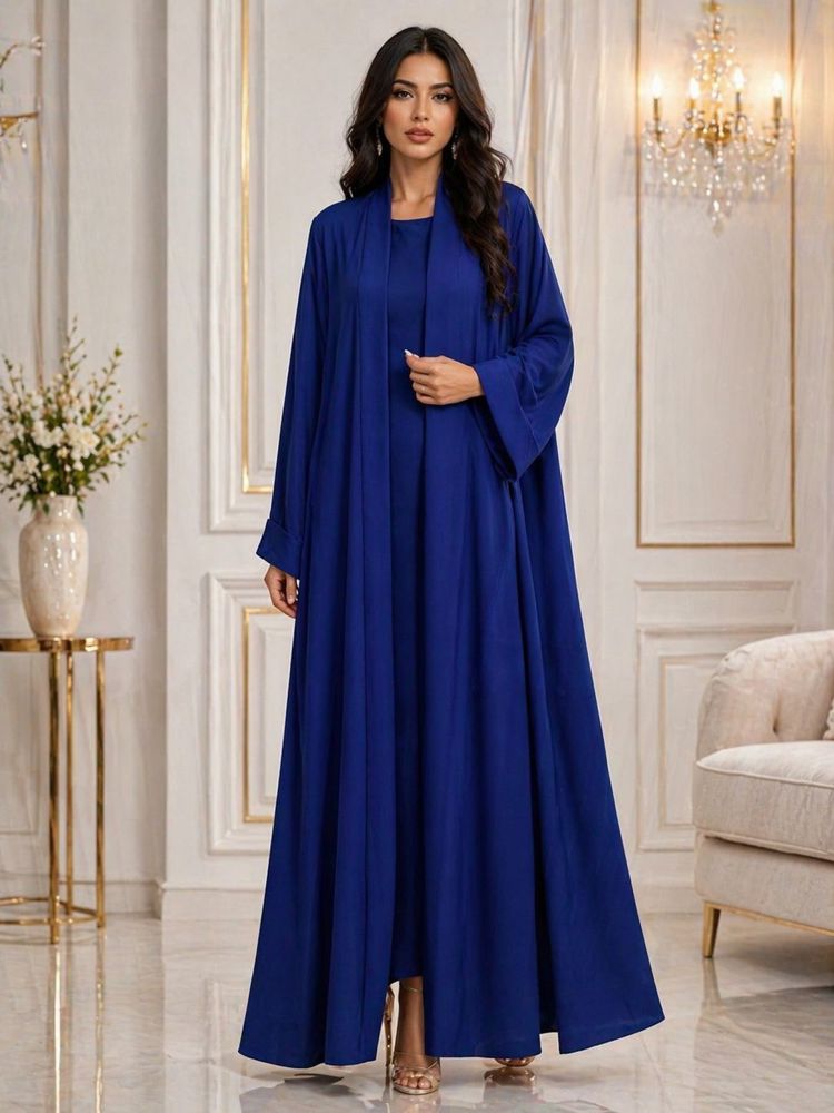 Elegant Navy blue Abaya with a Modern Flowing Design